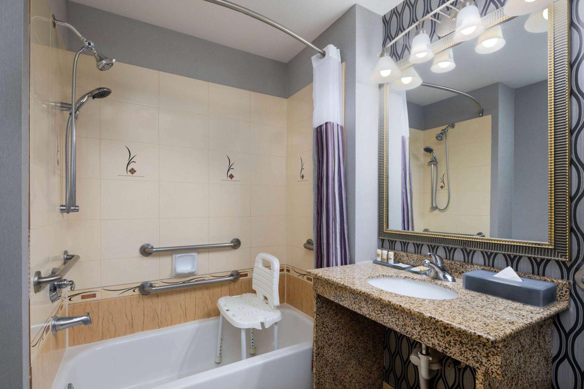 La Quinta By Wyndham Savannah Airport - Pooler Ngoại thất bức ảnh